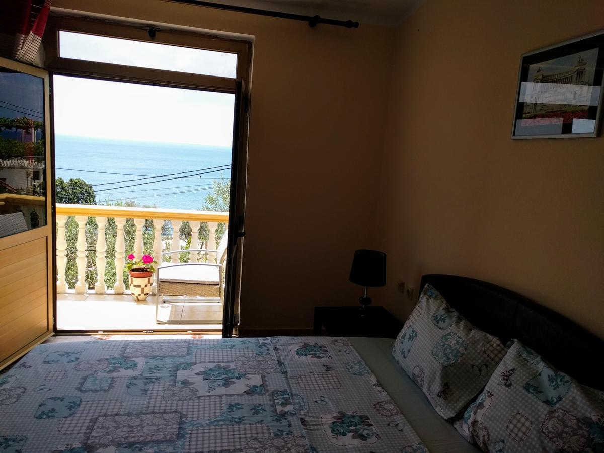 Apartment Spuza ウルツィニ エクステリア 写真